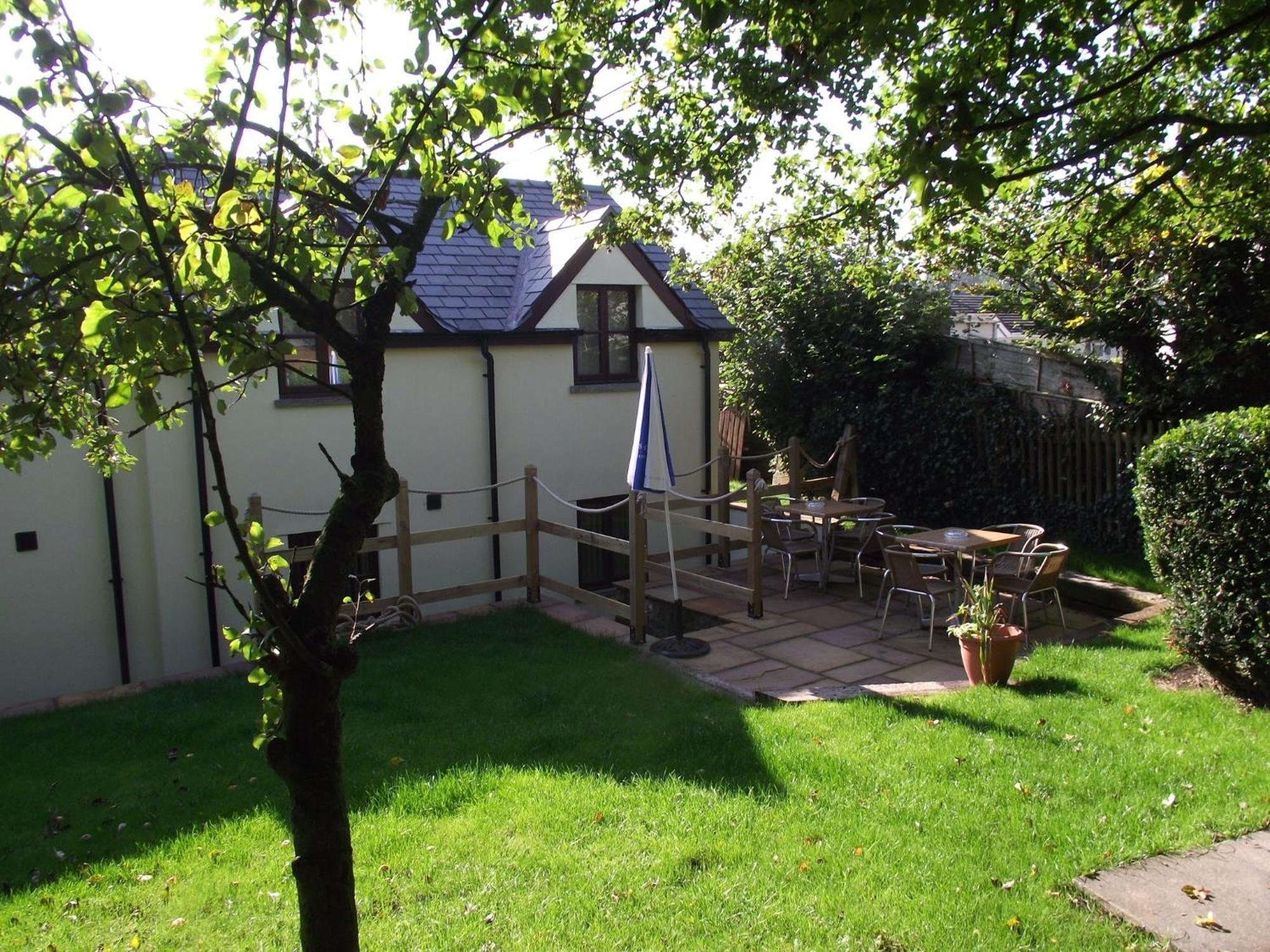 Carpenters Cottages Llanishen Eksteriør bilde